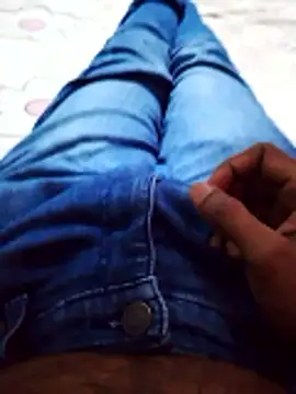 Snapshot of Sonazi chatting on January 7, 4:53 pm Sonazi online show from January 7, 4:53 pm