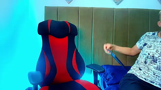 DaddyPoweer online show from September 16, 8:21 pm