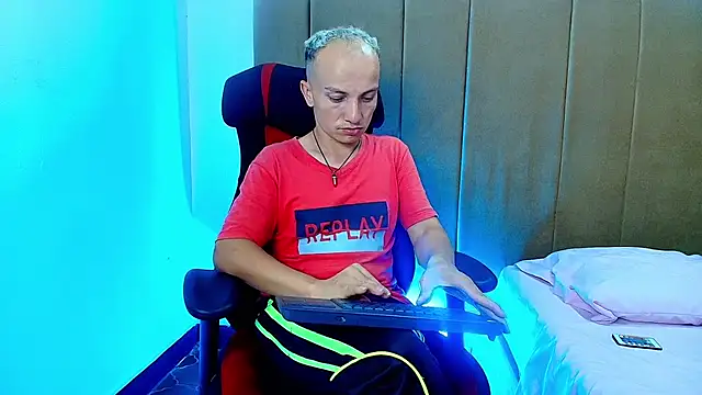 DaddyPoweer online show from September 23, 10:02 pm