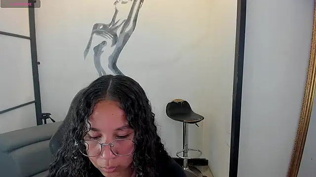 Noahsmitth  online show from September 14, 8:30 pm