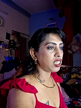 Love Beauty01 online show from June 15, 6:43 pm