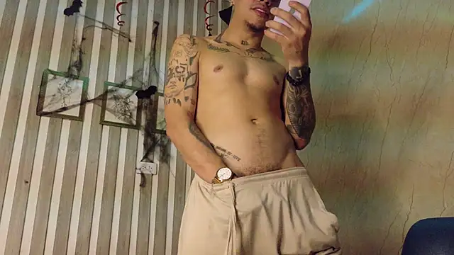 AlphaMasterXxx online show from October 19, 8:59 am