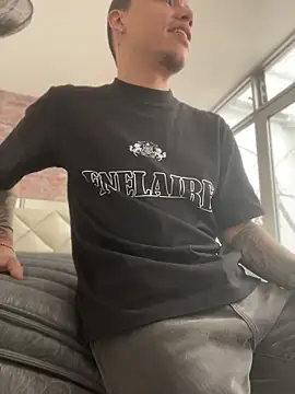 AlphaMasterXxx online show from June 13, 6:39 pm