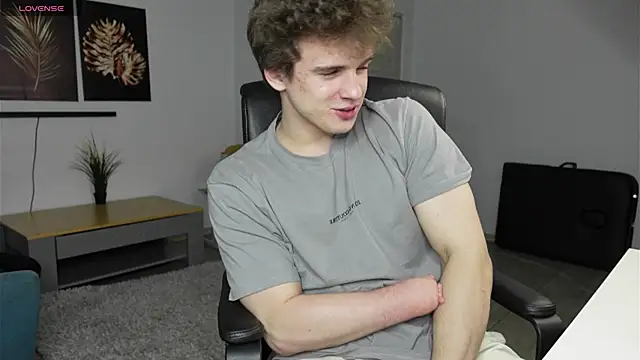 Ricky Becko online show from October 2, 7:21 pm