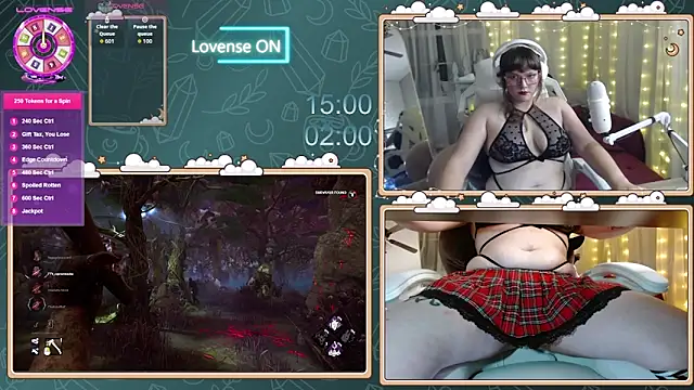 Snapshot of ithuriella chatting on October 11, 2:55 am ithuriella online show from October 11, 2:55 am