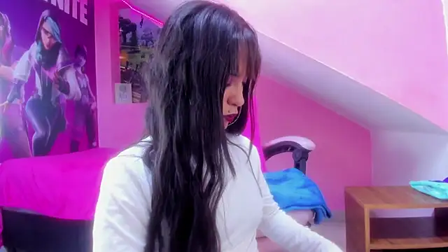 Snapshot of mikaela303av chatting on October 31, 2:56 am mikaela303av online show from October 31, 2:56 am