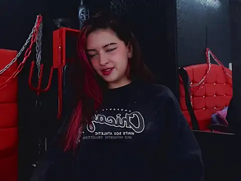 Snapshot of MaviceMur chatting on September 24, 4:16 am MaviceMur online show from September 24, 4:16 am