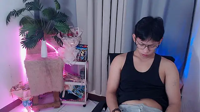 pinkcock froi2305 online show from March 12, 3:01 am