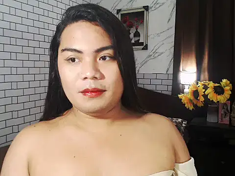 Snapshot of TSbrianaHugeCock chatting on October 3, 1:13 am TSbrianaHugeCock online show from October 3, 1:13 am