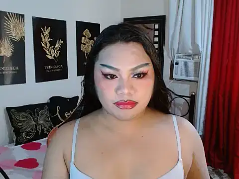 Snapshot of TSbrianaHugeCock chatting on November 3, 7:09 am TSbrianaHugeCock online show from November 3, 7:09 am