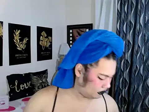 TSbrianaHugeCock online show from January 7, 2:30 pm