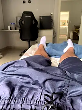 Snapshot of Novinho16cmz chatting on October 10, 4:06 pm Novinho16cmz online show from October 10, 4:06 pm