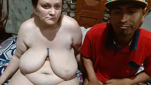 Snapshot of Dirty_sandy888 chatting on April 26, 7:33 pm Dirty sandy888 online show from April 26, 7:33 pm