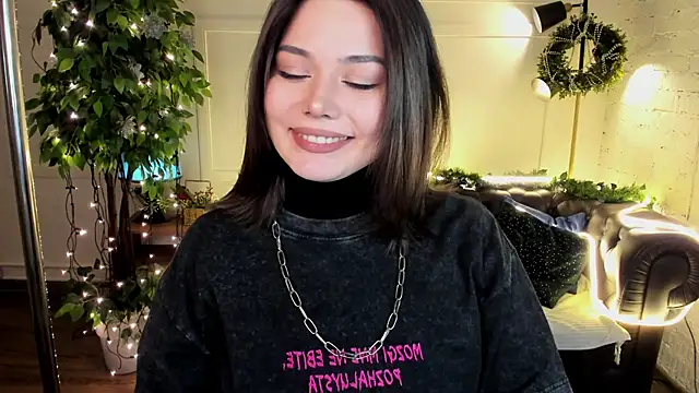 Dark Moni online show from December 17, 2:28 am