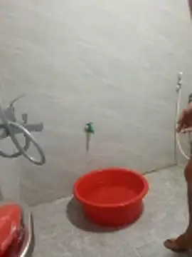 Snapshot of quoc85 chatting on November 28, 9:45 am quoc85 online show from November 28, 9:45 am