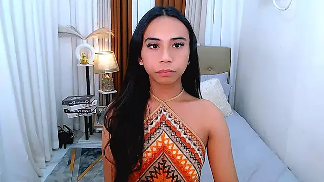 Snapshot of scarlet_smith7 chatting on February 5, 2:43 pm scarlet smith7 online show from February 5, 2:43 pm