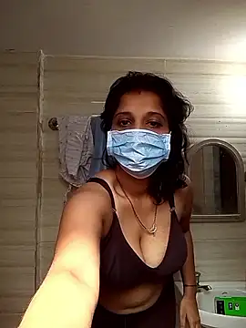 Love Foreverr12 online show from November 17, 7:25 am