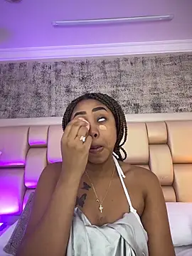 AngelaRoberts online show from March 7, 8:39 pm