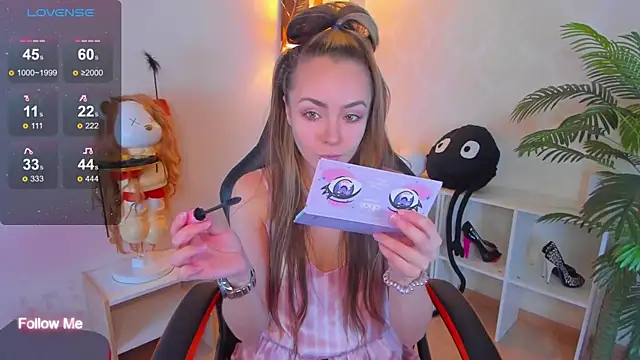 Snapshot of Little_Rockk chatting on October 12, 4:44 am Little Rockk online show from October 12, 4:44 am