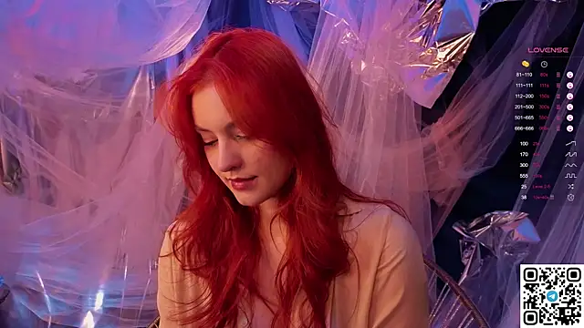 GildedKitten online show from December 19, 6:15 pm