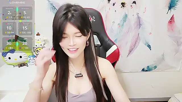 Alina10932 online show from November 11, 9:31 am