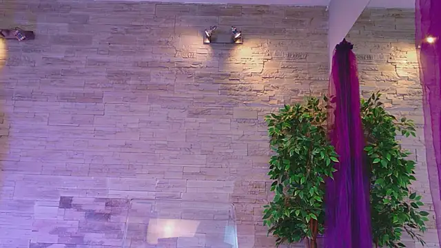 AngelInSinn online show from June 16, 4:37 am