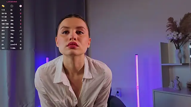 Snapshot of EvonTracey chatting on November 16, 11:05 am EvonTracey online show from November 16, 11:05 am