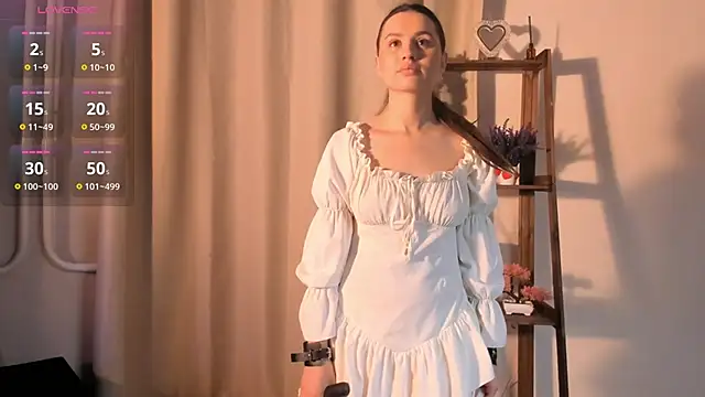 Snapshot of EvonTracey chatting on November 24, 11:10 am EvonTracey online show from November 24, 11:10 am