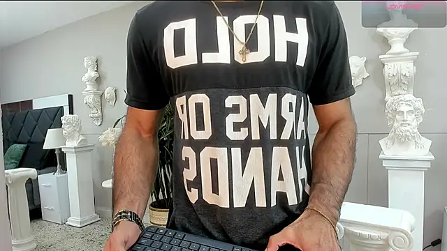 Snapshot of emilio_brandon chatting on November 16, 11:05 am emilio brandon online show from November 16, 11:05 am