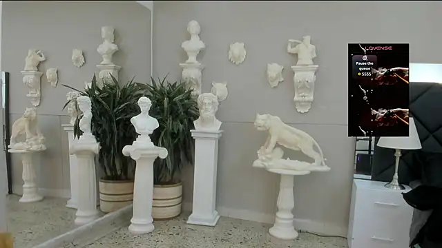 Snapshot of emilio_brandon chatting on November 27, 10:06 am emilio brandon online show from November 27, 10:06 am