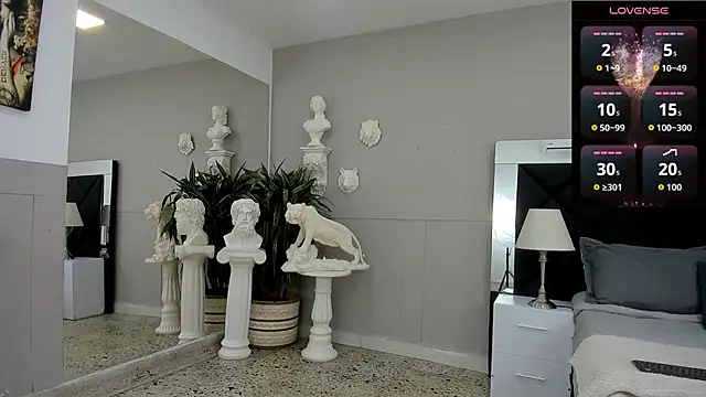 Snapshot of emilio_brandon chatting on December 2, 9:58 am emilio brandon online show from December 2, 9:58 am