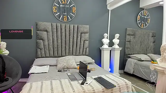 emilio brandon online show from January 19, 10:30 am