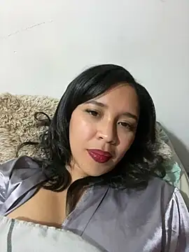Esmeraldagh  online show from September 18, 2:57 am