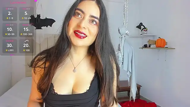 sashaa petit online show from October 21, 11:44 am