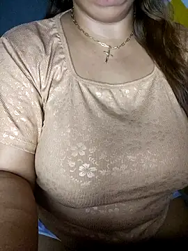 Snapshot of lady_rosie chatting on March 7, 12:35 pm lady rosie online show from March 7, 12:35 pm