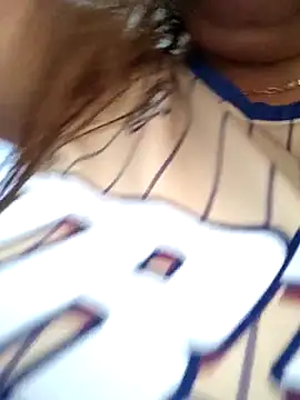 Snapshot of lady_rosie chatting on March 24, 3:33 am lady rosie online show from March 24, 3:33 am