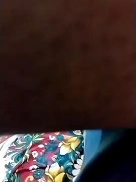 Snapshot of Cool-143 chatting on March 28, 1:43 pm Cool-143 online show from March 28, 1:43 pm