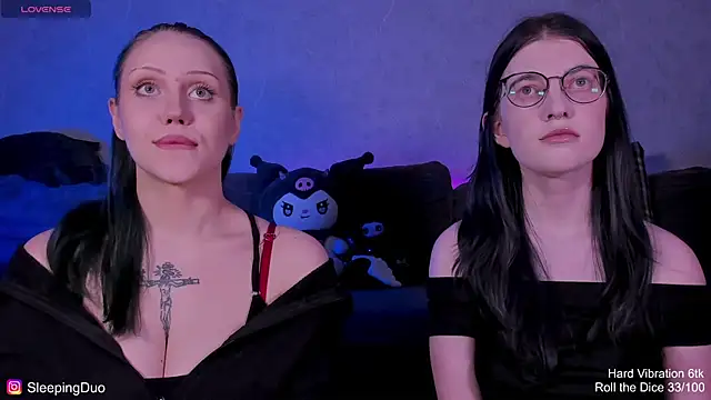 Threesomebabes online show from June 5, 5:07 pm