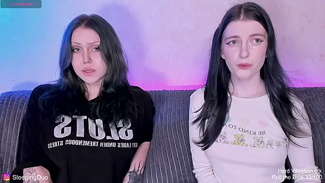 Threesomebabes online show from July 23, 7:34 pm