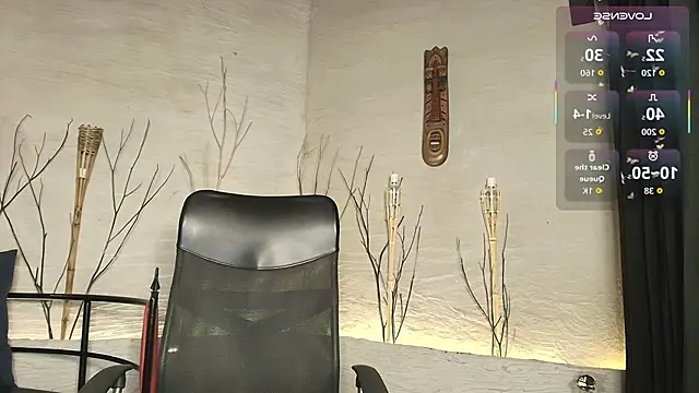 MarcusRain  online show from October 21, 7:25 pm