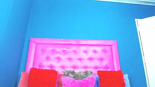 LoloQueen5 online show from February 15, 2:58 pm