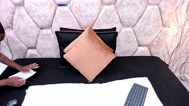 EXOTIC EBONY  online show from November 4, 7:13 pm