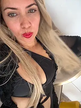 becca scotts online show from October 16, 12:28 pm