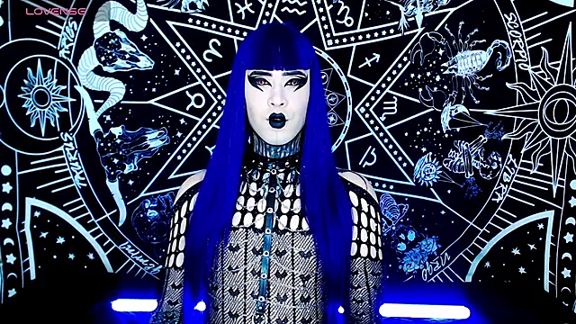 naomi satan online show from October 15, 4:45 am