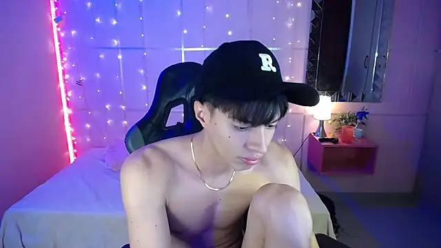 Justin gray  online show from September 26, 8:46 pm