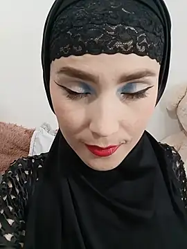 jamila zair online show from July 12, 8:11 pm