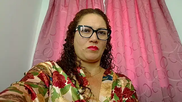 TifanyQueen  online show from September 12, 3:12 pm