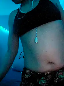 puddled wonderland online show from November 22, 9:30 am