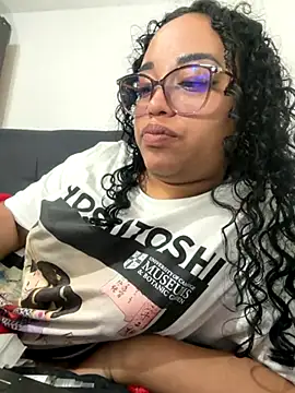 Snapshot of angels_evil chatting on November 30, 11:47 am angels evil online show from November 30, 11:47 am