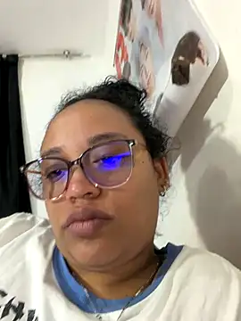 Snapshot of angels_evil chatting on December 2, 11:48 am angels evil online show from December 2, 11:48 am